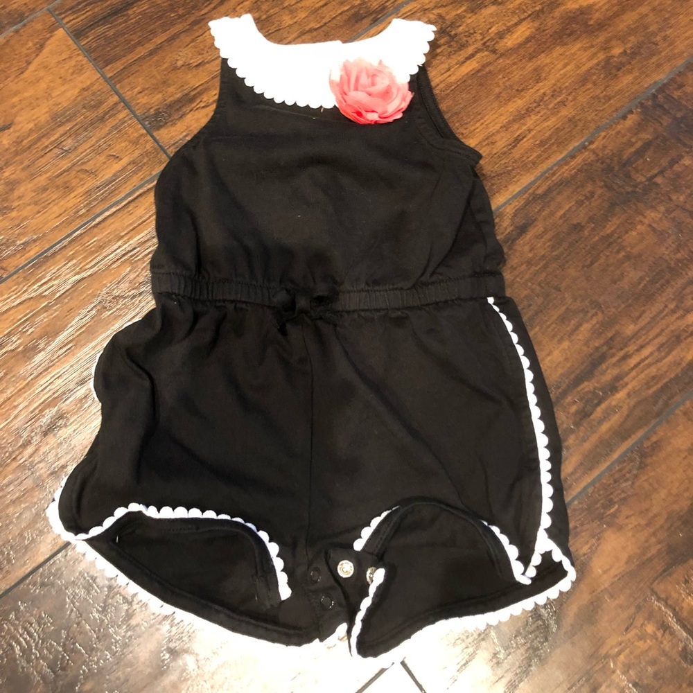 Size 6-12m romper